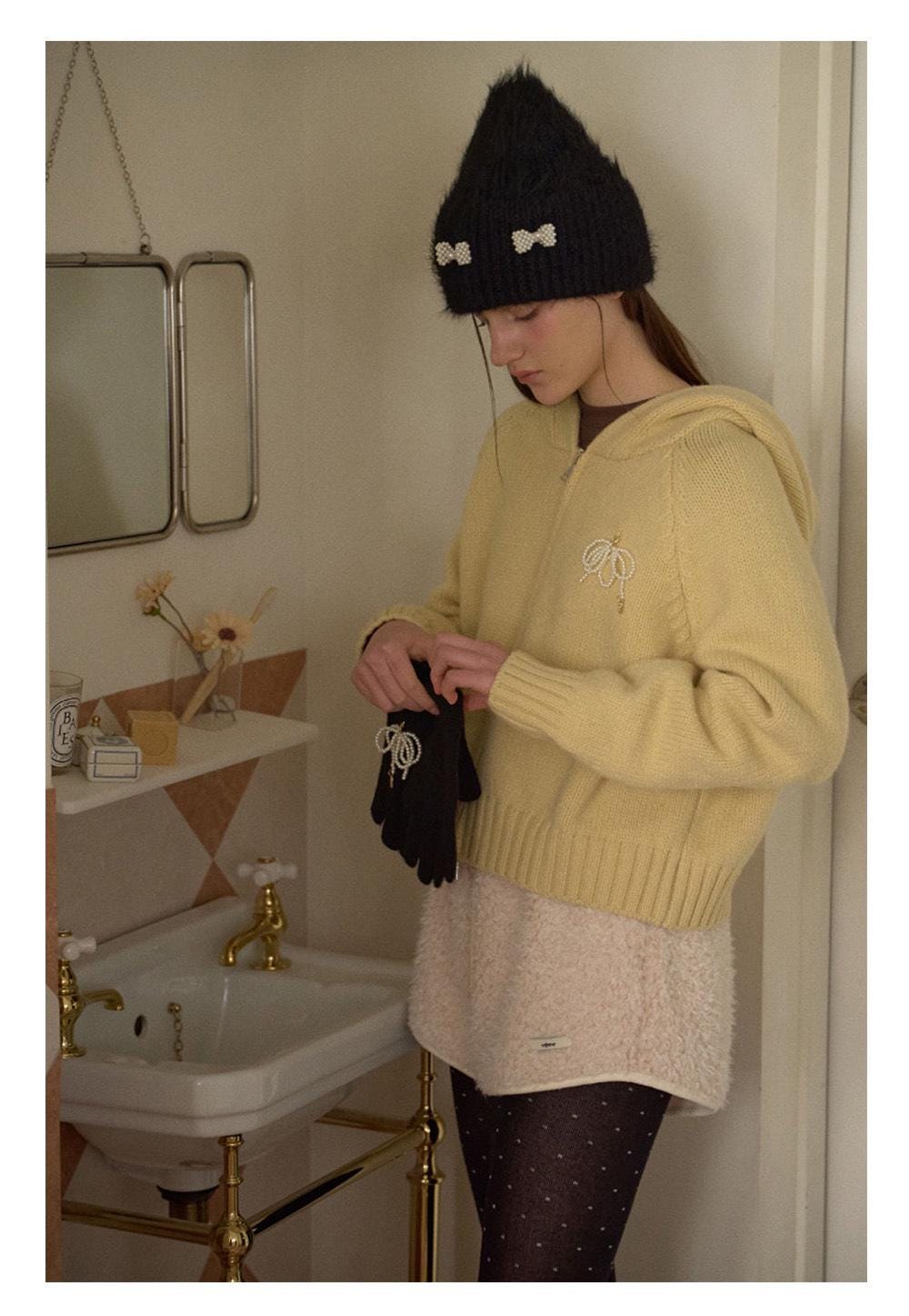 Pearl Ribbon Furry Knit Beanie