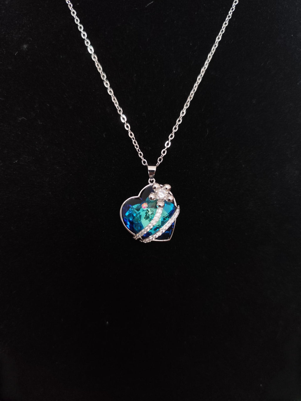 Ocean Heart Flower Crystal Necklace Silver 925 – Romantic Blue Crystal Pendant
